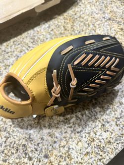 Baseball glove