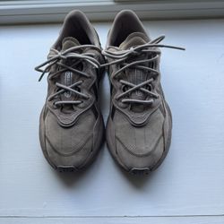 adidas ozweego chalky brown