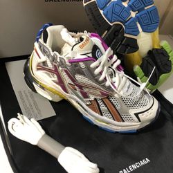 Multi Color Balenciaga Runners 42,43,44,45,46