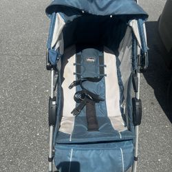 Chico stroller Great Condition !  