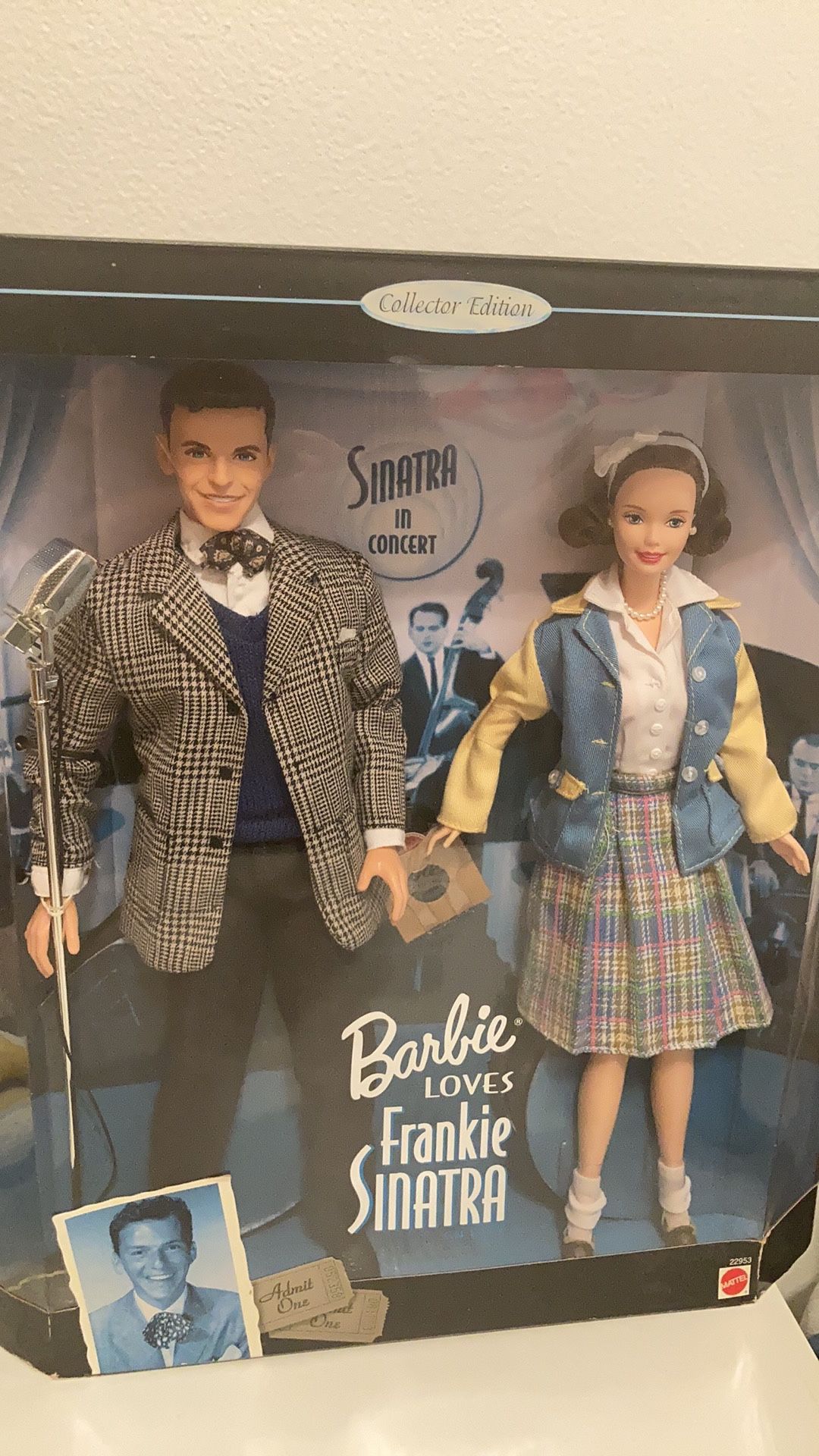Barbie Loves Frank Sinatra Collector Edition