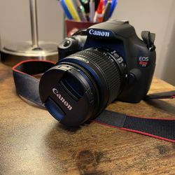 DSLR Digital Camera 