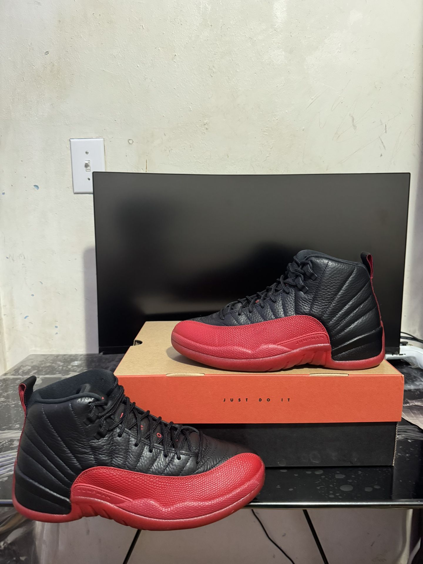 Air Jordan 12 ‘Flu Game’ Size 9.5M