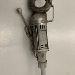 Ridgid 700 T2 Power Drive Pipe Threader Handheld Threading Machine