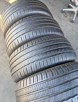 255 45 20 Michelin I sell this Seth of tires with 80% life the 4