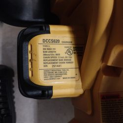 DEWALT CHAINSAW 20V LITHIUM BRUSHLESS XR WITH BATTERY AND CHARGER 