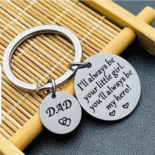 New Mother Day or Fathers Day Mom Or Dad Keychain