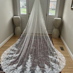 Veil - Royal Length