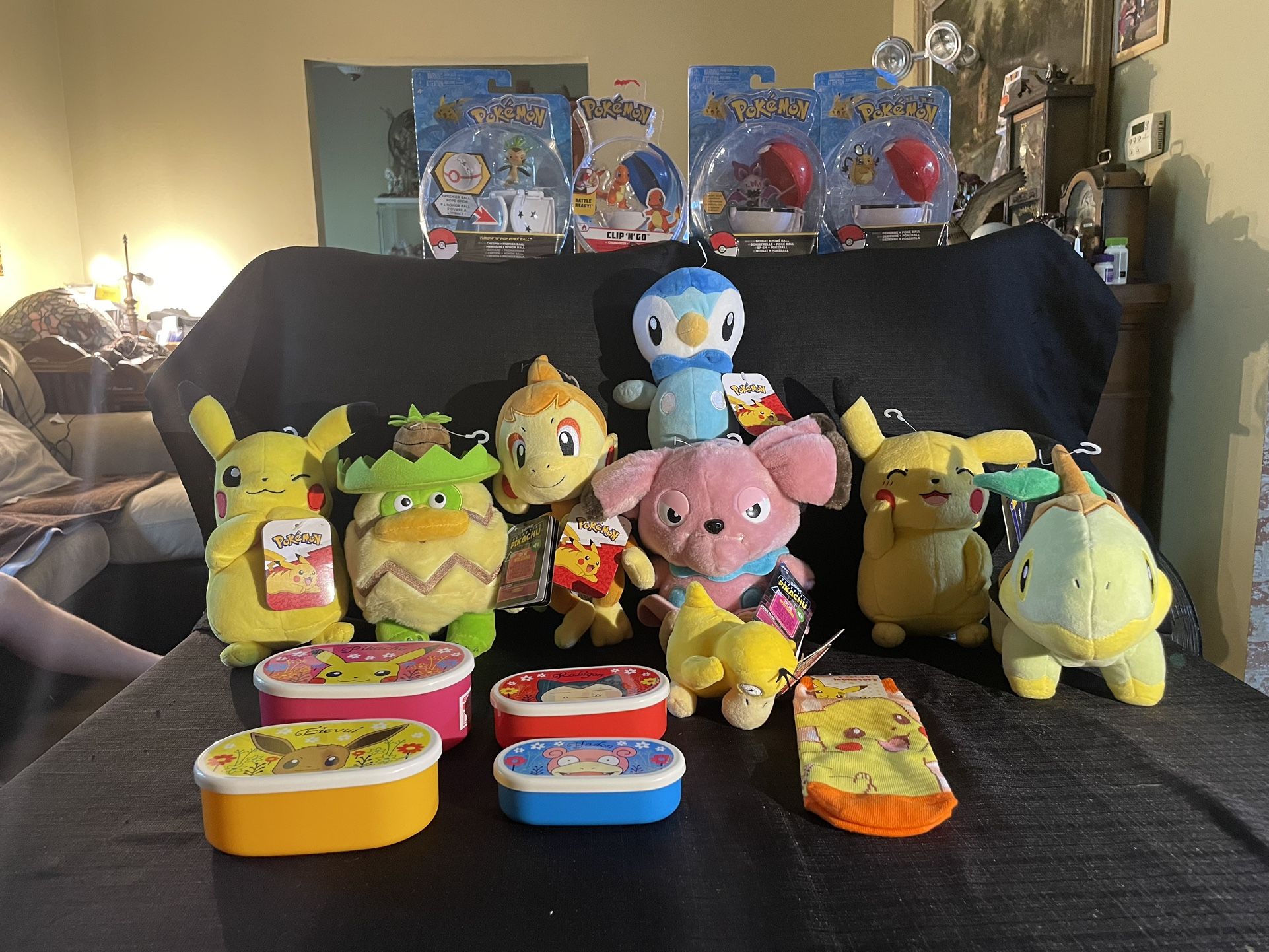 Pokémon Plushie & more Lot. NEW