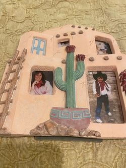 NEW Southwest 3 d Saguaro cactus adobe house resin 4 photo frame. 8 x 9 inches.