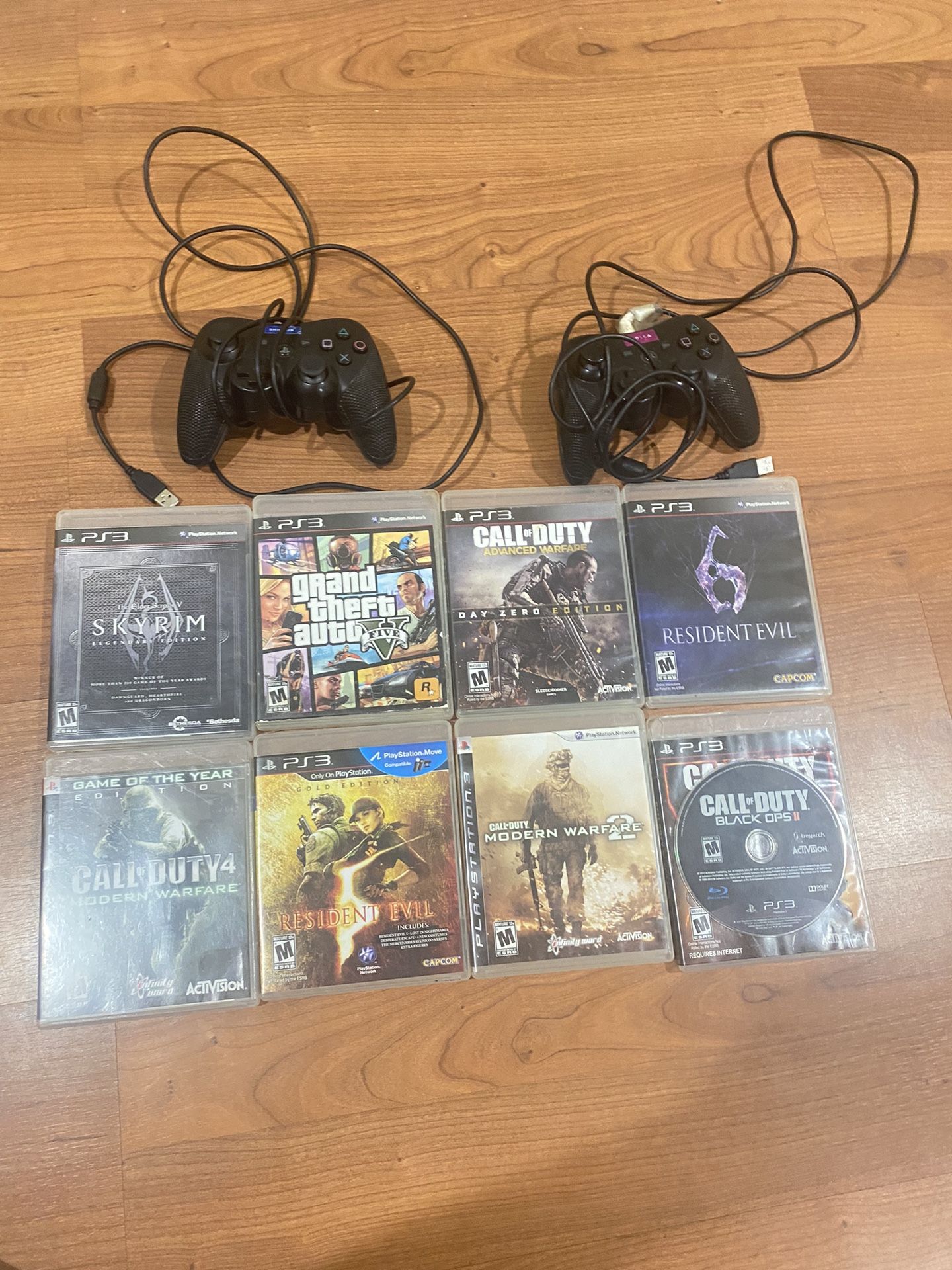 PS3 games and 2 controllers 
