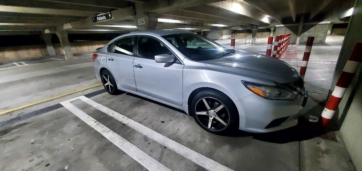2017 Nissan Altima
