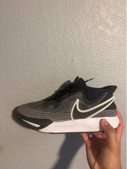 Basketball shoes kyries