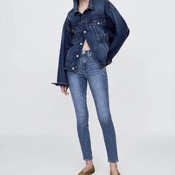 Gap High Rise Universal Legging Jeans Size 2 Short