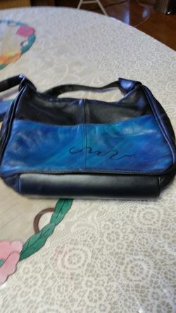 #7 full leather purse blue and black