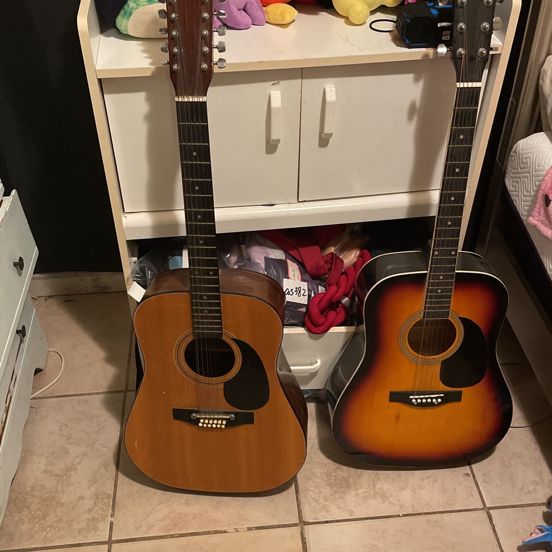 Guitar 