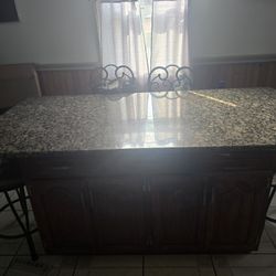 Island Granite  Baltic Brown 