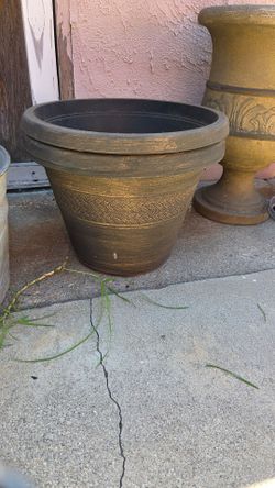 Planter x 3