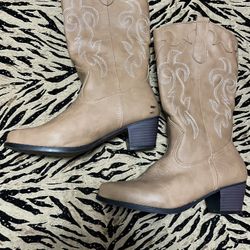 Cowgirl Boots Women Size 9