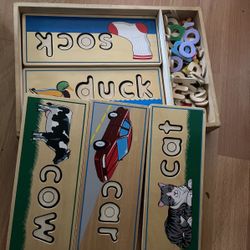 Melissa & Doug See & Spell Wooden Educational Toy With 8 Double-Sided Spelling Boards and 64 Letters