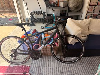 Batch Mountain Bike - never used/lifetime free service