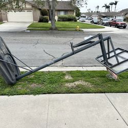 Basketball hoop