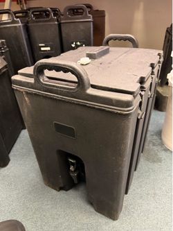 Cambro Drink Dispense