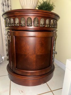 2 Wooden Side table