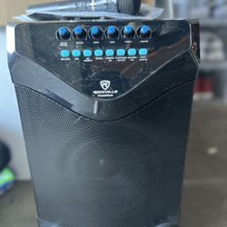 Rockville ROCKnGo Portable Rechargeable PA Speaker w Bluetooth + Wireless Mic