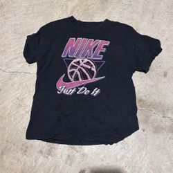 Nike Large Kids Shirt 
