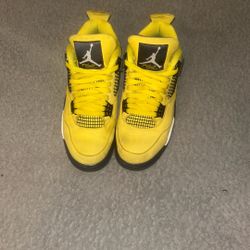 Jordan 4 Lightings