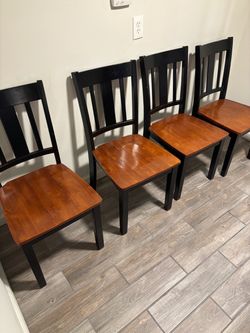 4 Wood Dinner Chairs