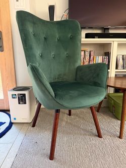 Green high back accent chair