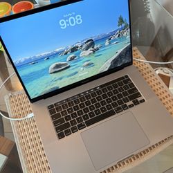 16 Inch Mac Book Pro Perfect Condition