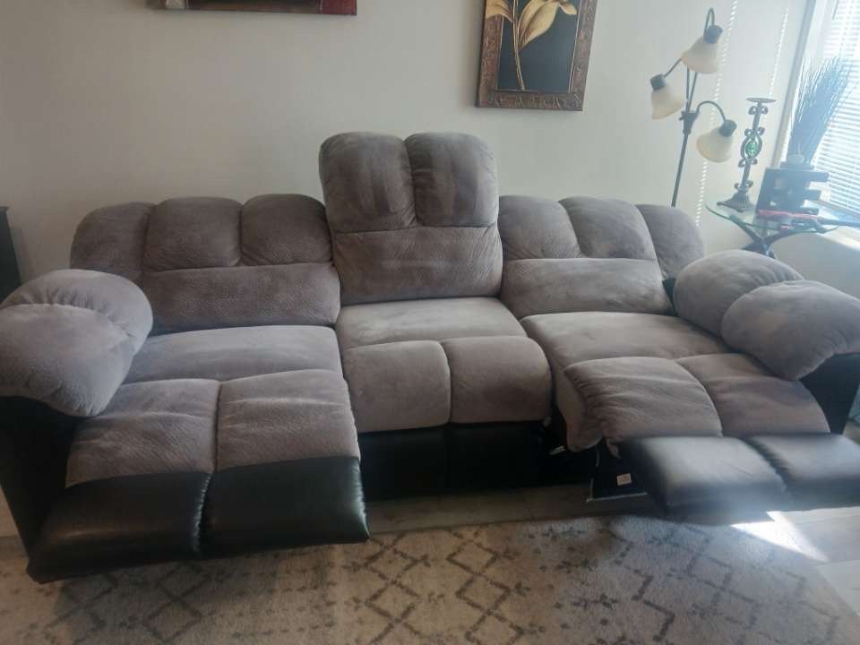 Recliner Couch SALE !!!