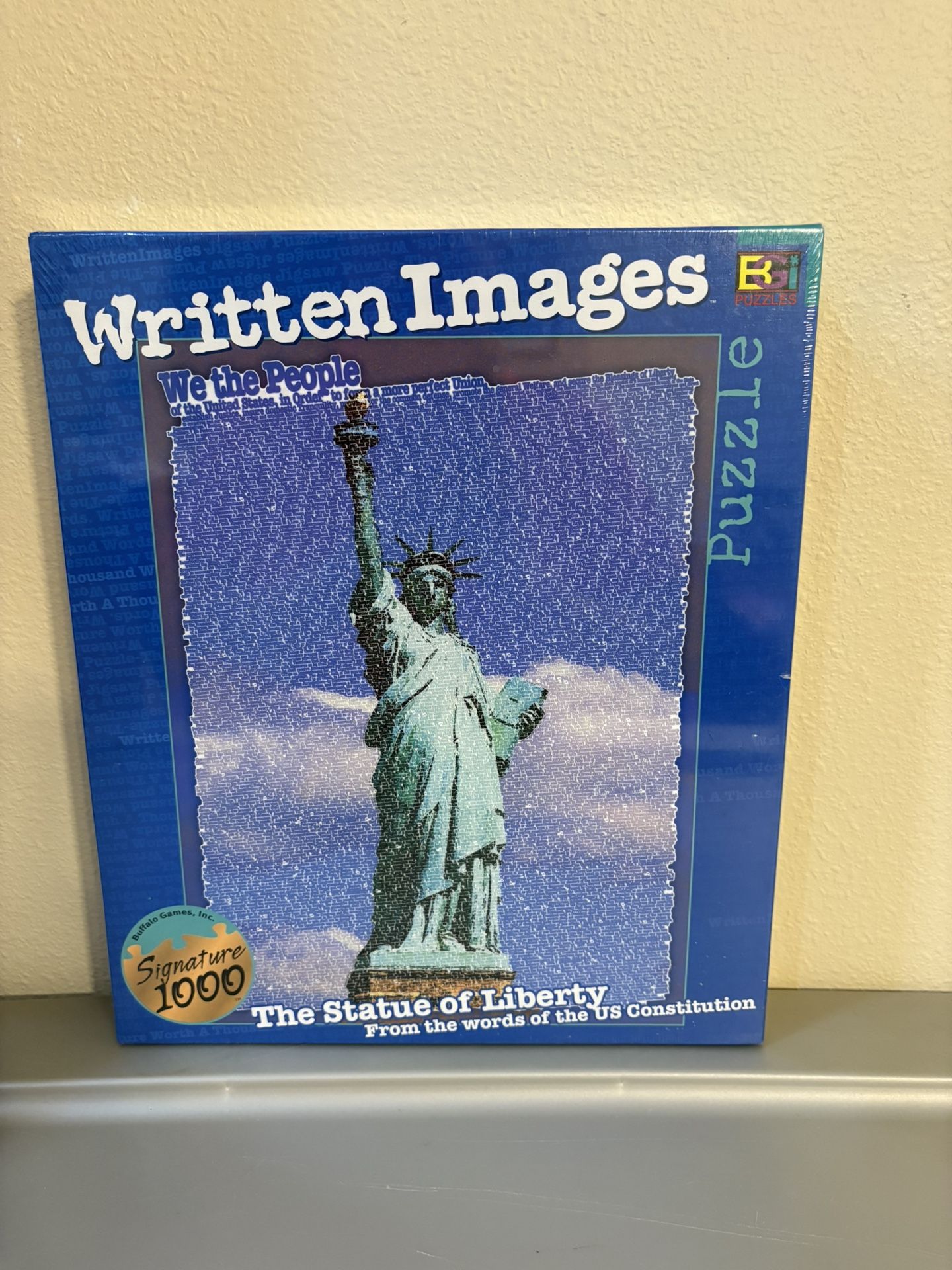 Written Images The Statue Of Liberty Puzzle 1026 Pieces W/Words Of The US Constitution