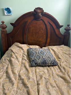Queen bed