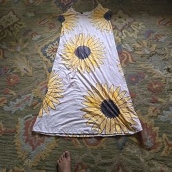 FREE XL DAISY DRESS