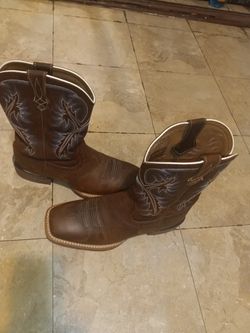 Botas 11 and Half