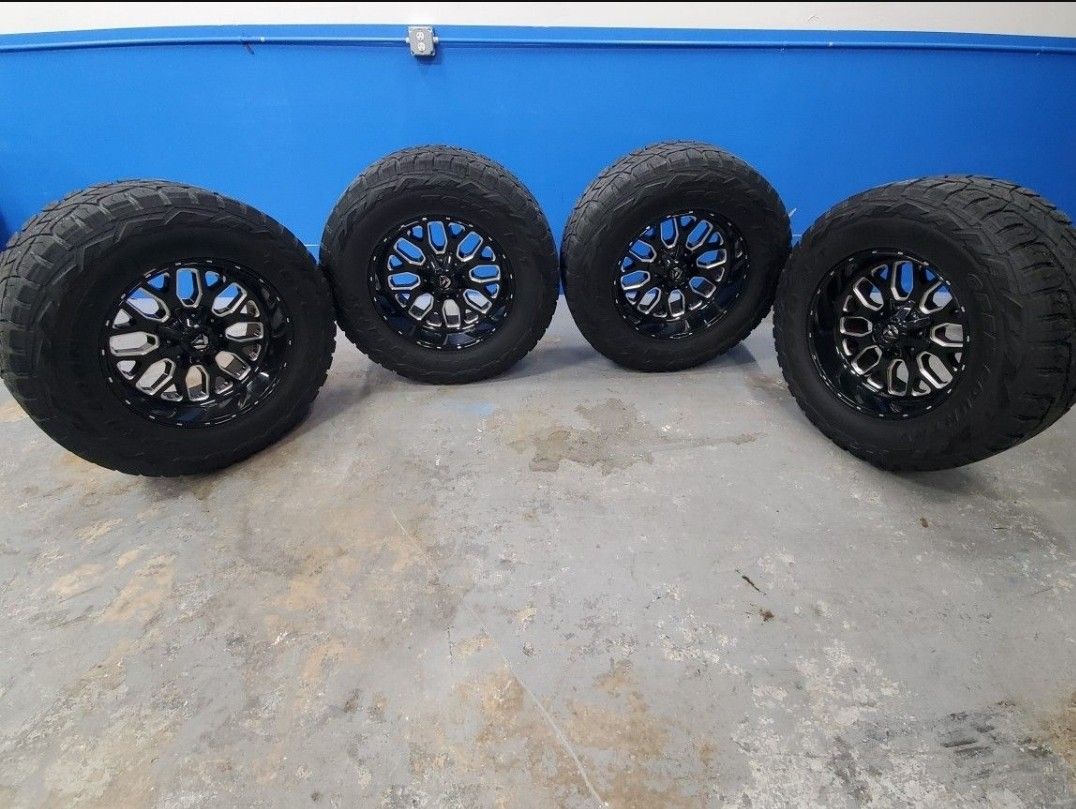 Fuel Wheels 8x170 20in Tires Are 37's Read Ad. PRICE IS FIRM!