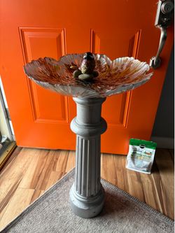 We Make One Of A Kind Birdbaths. **READ BELOW (Johnstown Ohio)