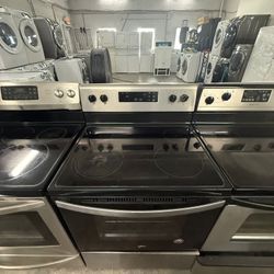 Whirlpool Stove / Cocina 