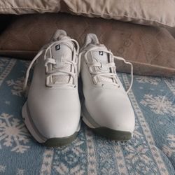 FJ 10 1/2 Golf Shoes