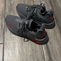 Youth Size 4.5 Puma Shoes - New