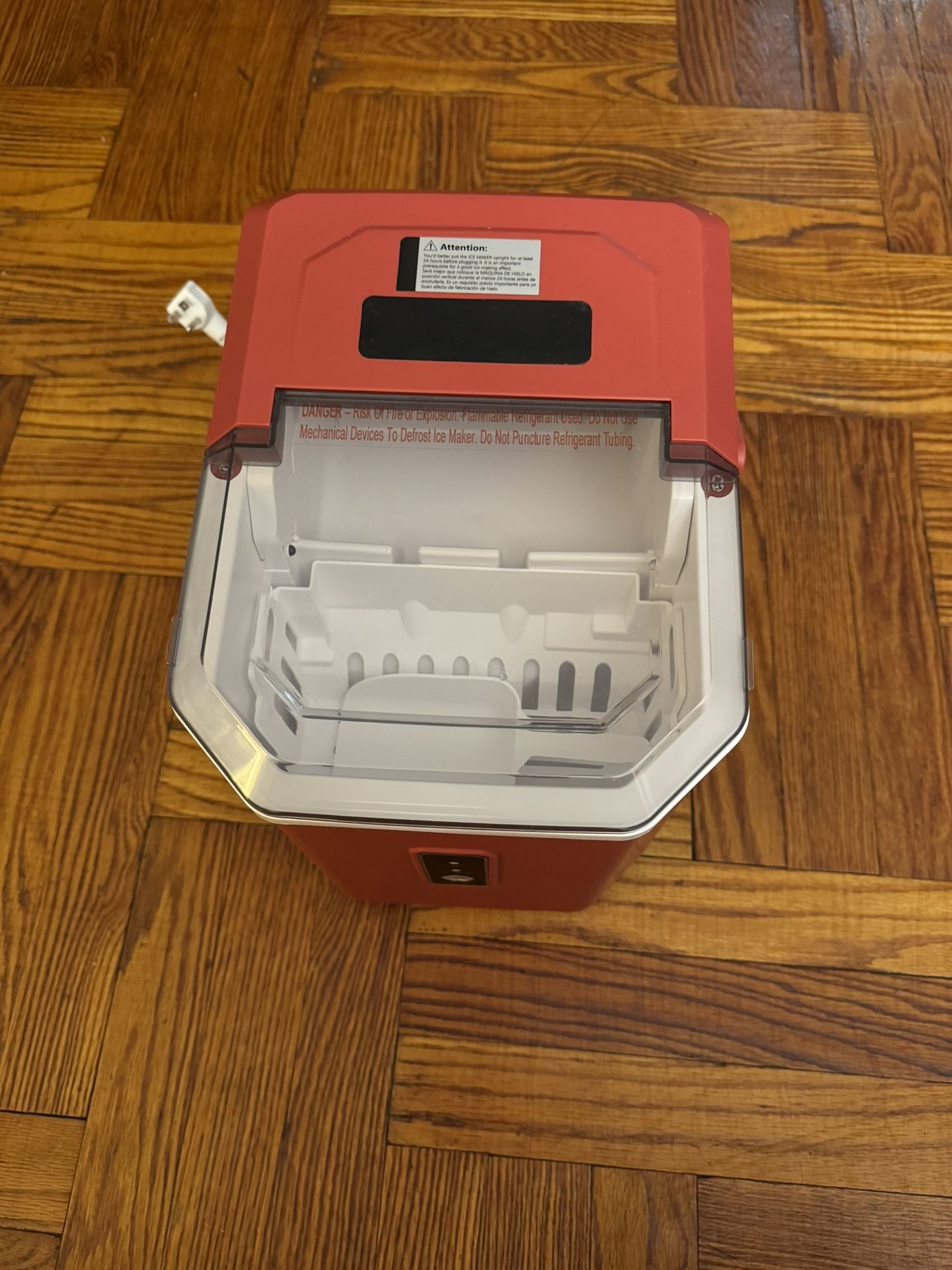 Intertek Ice maker 