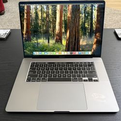 Apple MacBook Pro 16 Inch