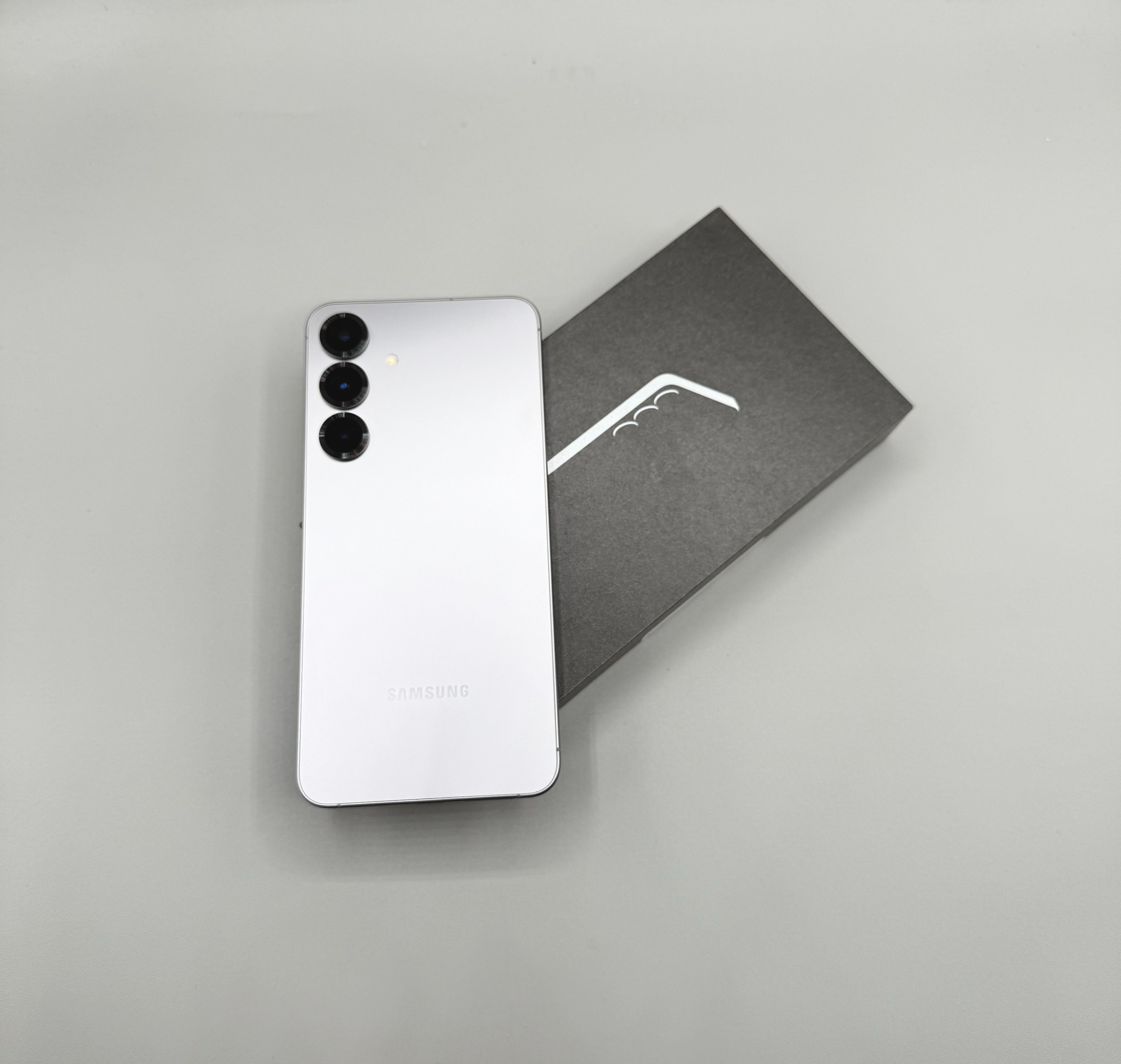 ๐ฑ Galaxy S25 โ Best Deal in Town! Now from $599 + $1 Down ๐ฅ