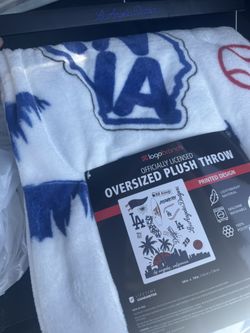 Dodger Blanket