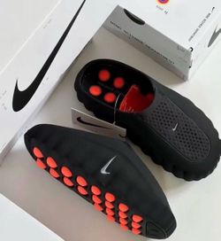 Nike mind 001 size 8.5/9.5/10/11 ( 50 each )  lot 50 each
