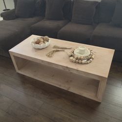 Pottery barn folsom coffee table